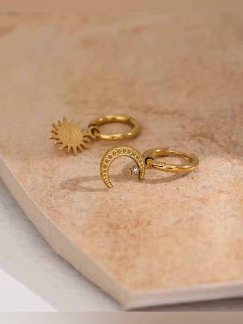 Vintage Statement Sun Moon Texture Gold Stud Earrings
